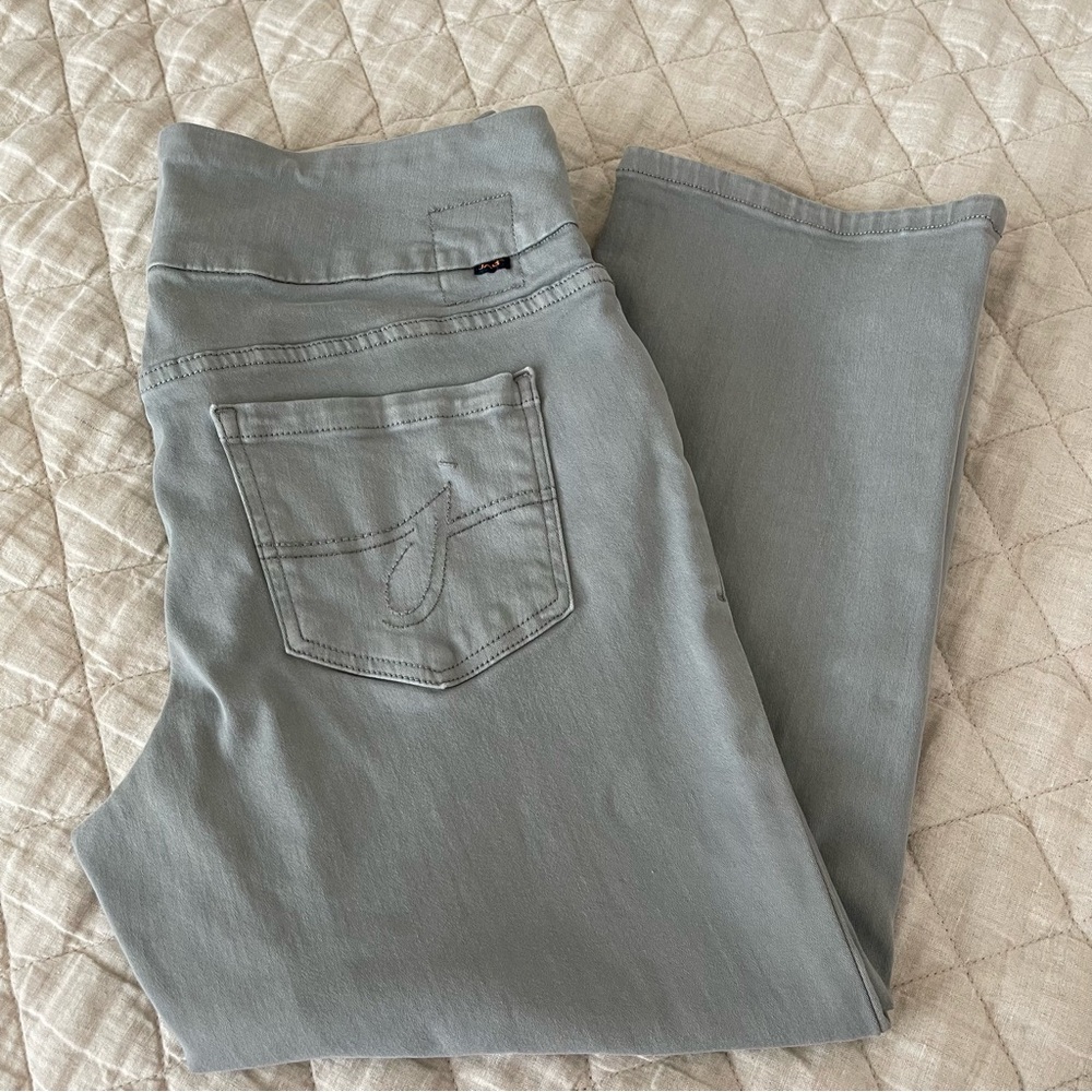 Jag Jeans Petite Echo Cropped Pull On Jean_Fog Grey Size- 6P